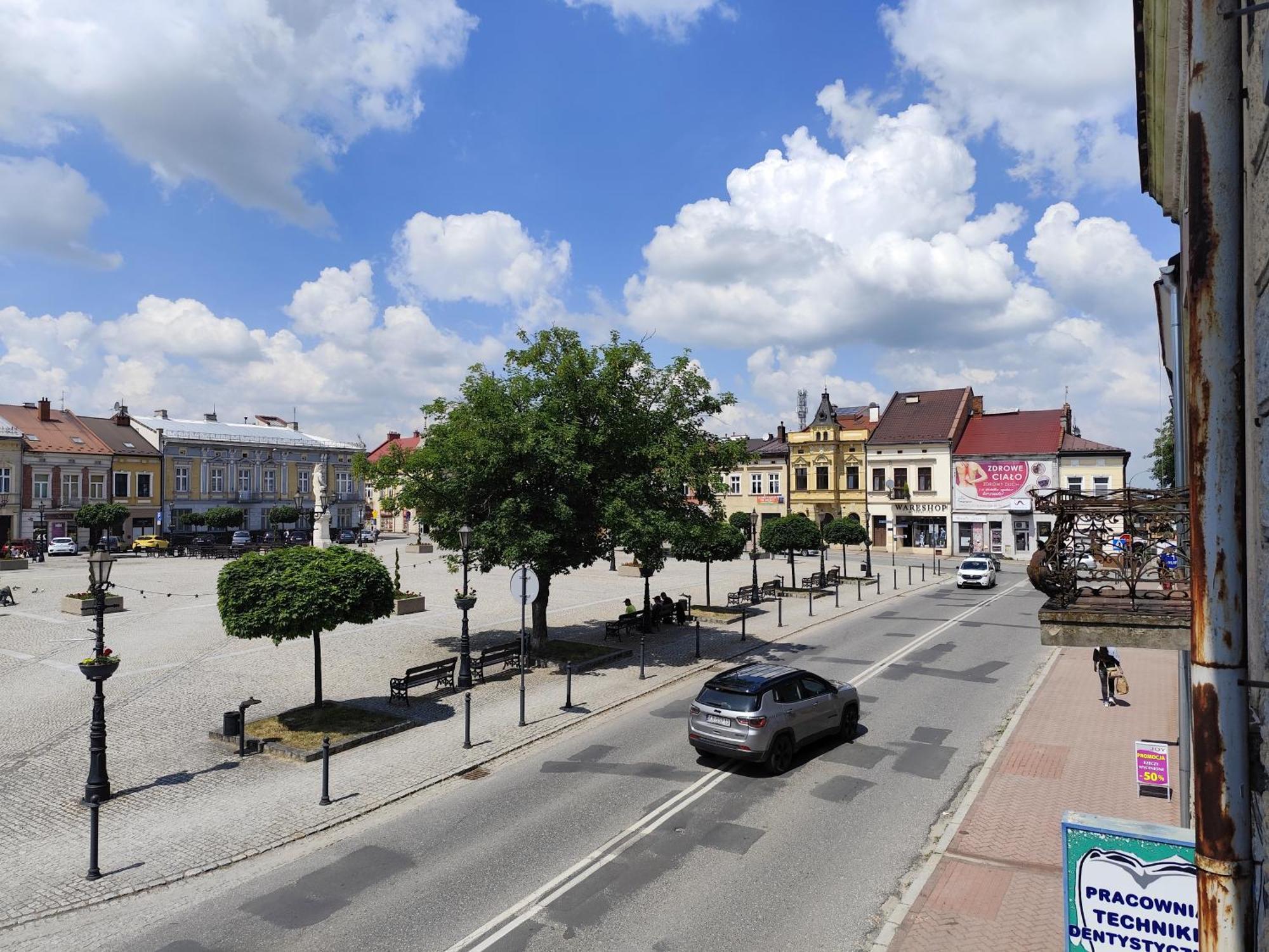 Deluxe W Centrum Brzeska Nr 2 Brzesko