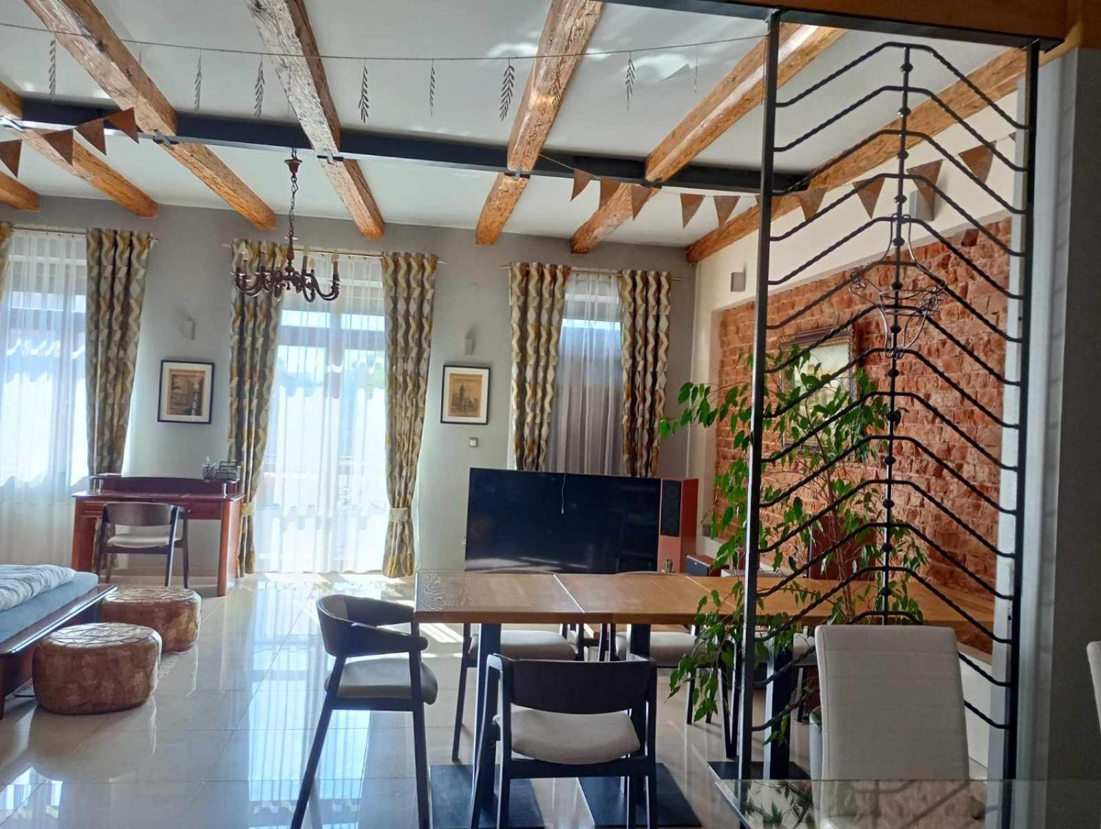 Apartment Deluxe W Centrum Brzeska Nr 2 *
